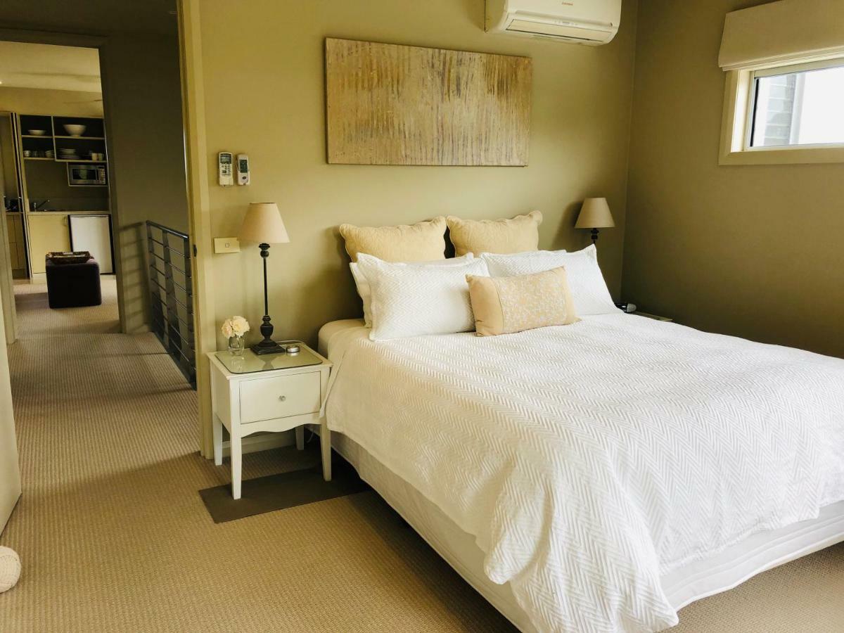 Appartamento The Point Bnb Paynesville Esterno foto